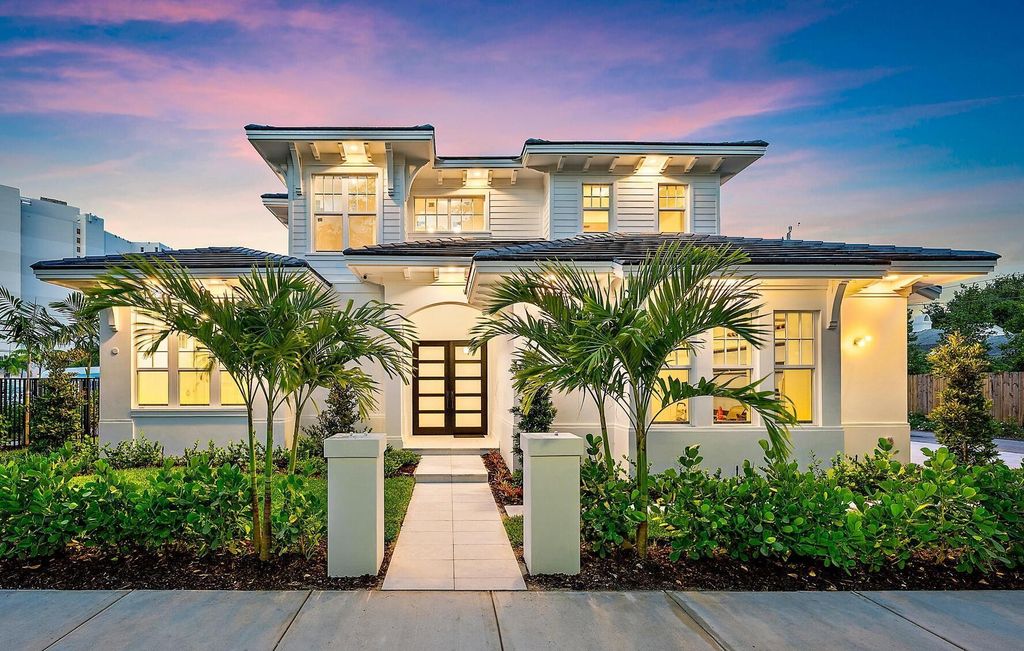 295 Austin Lane, West Palm Beach, FL 33401