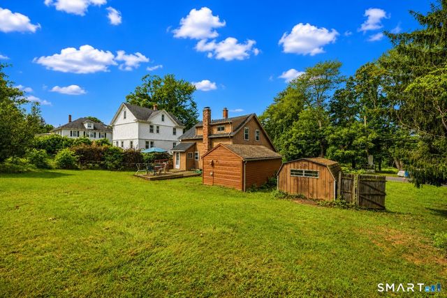 7 Maple Avenue, East Windsor, CT 06106