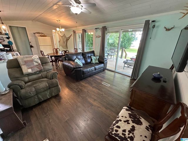 1576 GREEN HILLS ROAD, Ohatchee, AL 36271