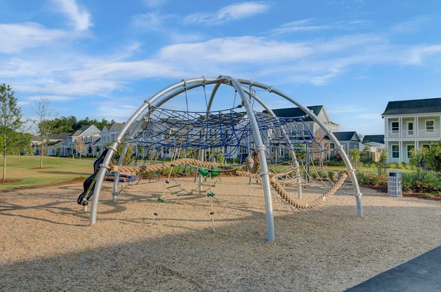 203 Bright Leaf Loop, Summerville, SC 29486