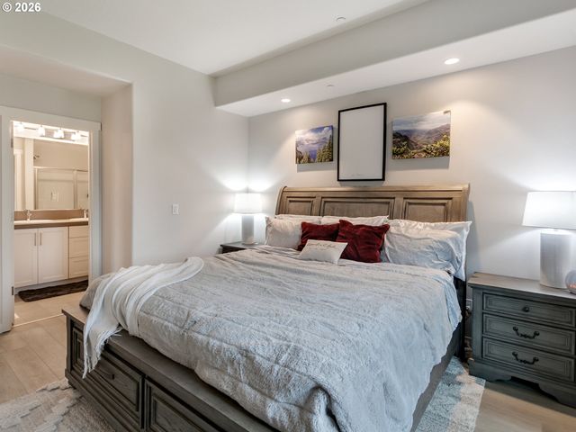 29120 Sw COSTA Cir E, Wilsonville, OR 97070