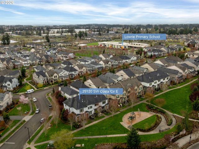 29120 Sw COSTA Cir E, Wilsonville, OR 97070