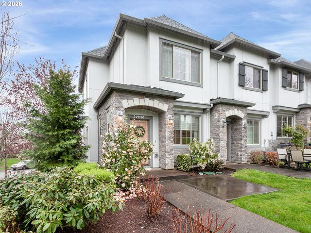 29120 Sw COSTA Cir E, Wilsonville, OR 97070