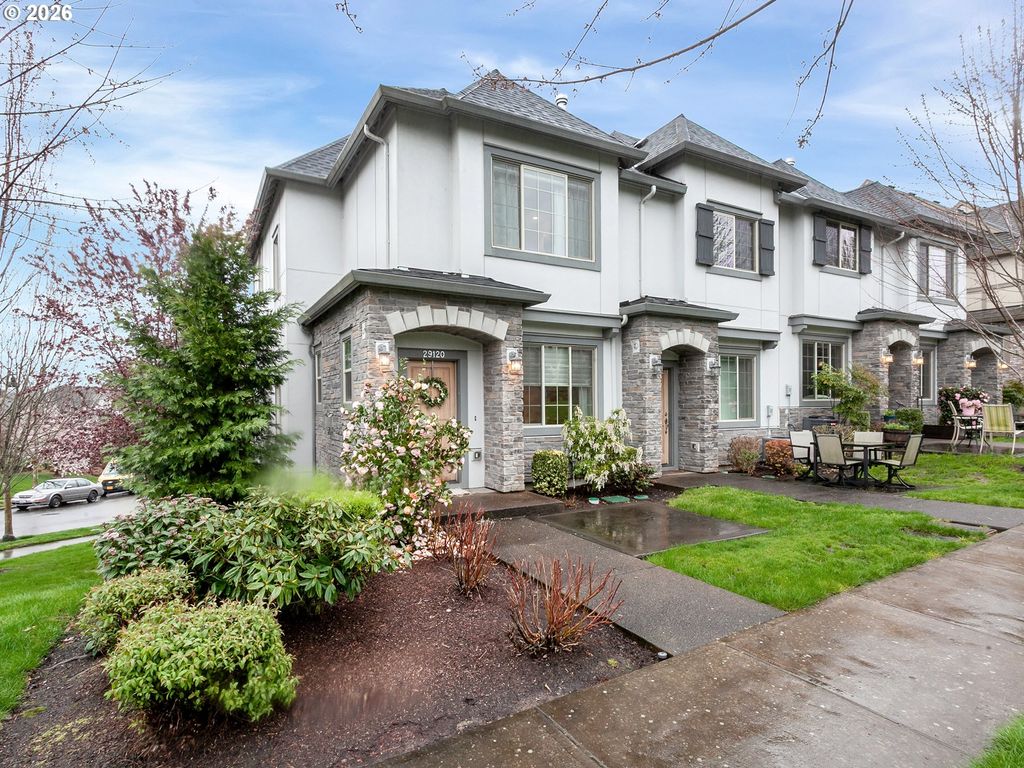 29120 Sw COSTA Cir E, Wilsonville, OR 97070