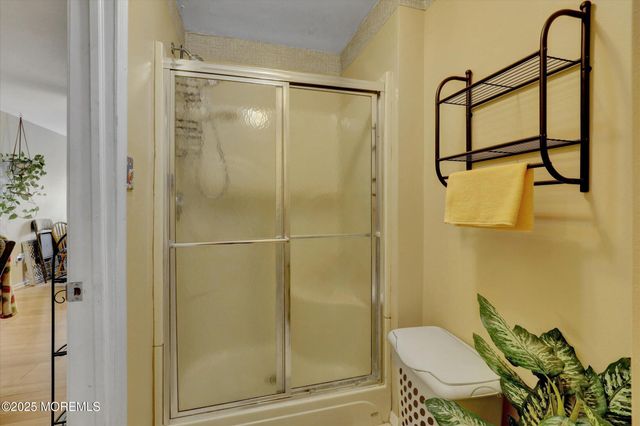 1556 Silverton Road, Toms River, NJ 08755