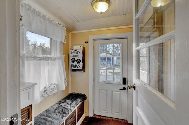 1556 Silverton Road, Toms River, NJ 08755