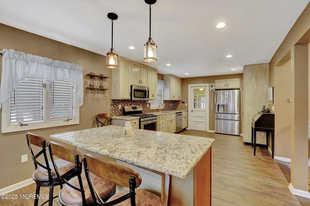 1556 Silverton Road, Toms River, NJ 08755