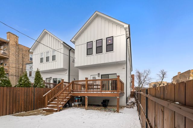 3258 W Crystal Street, Chicago, IL 60651