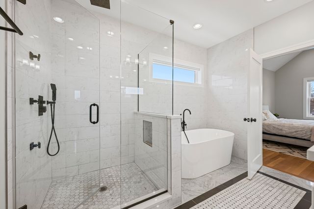 3258 W Crystal Street, Chicago, IL 60651