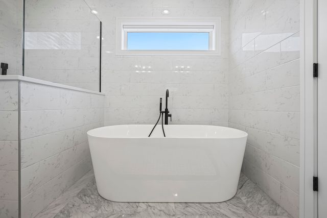 3258 W Crystal Street, Chicago, IL 60651