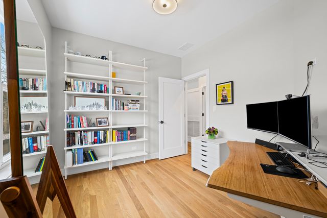 3258 W Crystal Street, Chicago, IL 60651