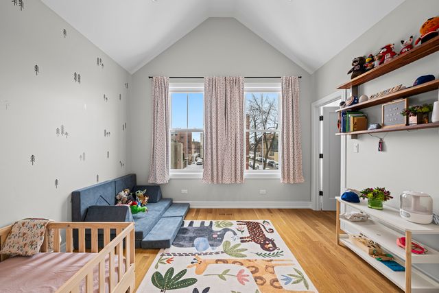 3258 W Crystal Street, Chicago, IL 60651