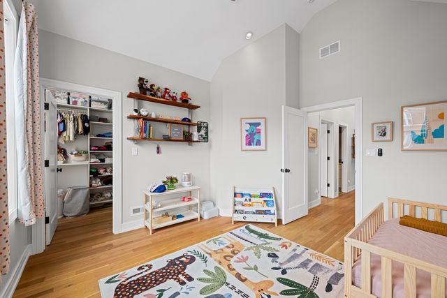 3258 W Crystal Street, Chicago, IL 60651