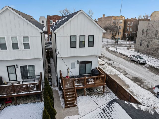 3258 W Crystal Street, Chicago, IL 60651