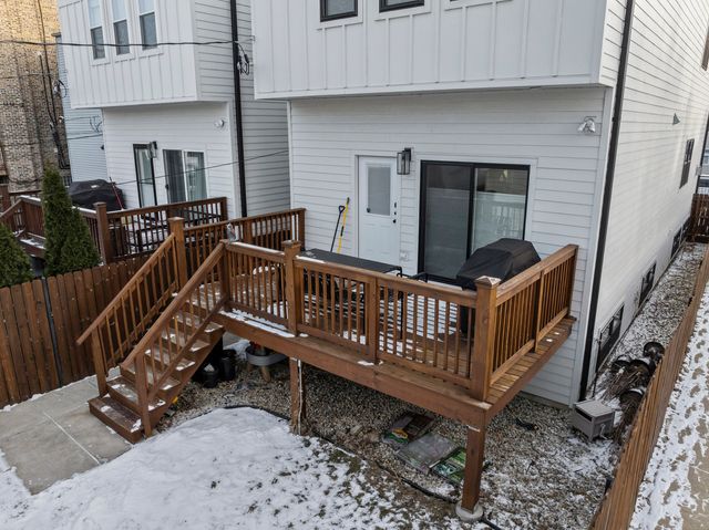 3258 W Crystal Street, Chicago, IL 60651