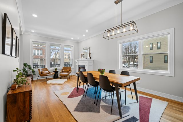 3258 W Crystal Street, Chicago, IL 60651