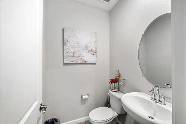 15 Wirecrest Lane, Santa Fe, NM 87508