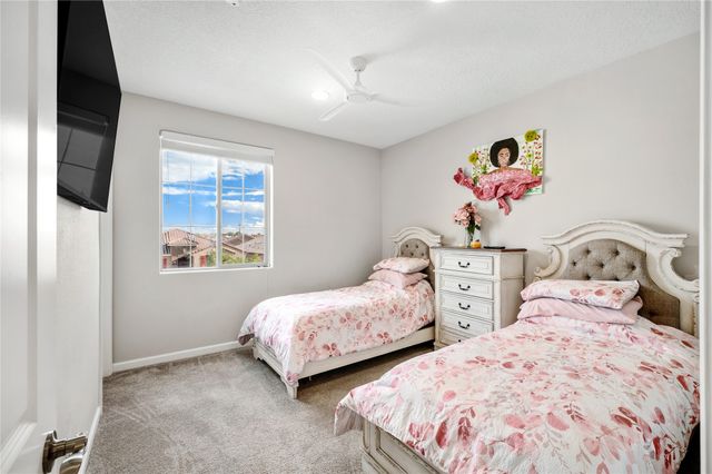 15 Wirecrest Lane, Santa Fe, NM 87508