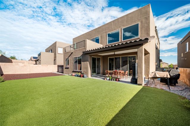 15 Wirecrest Lane, Santa Fe, NM 87508