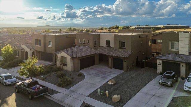 15 Wirecrest Lane, Santa Fe, NM 87508