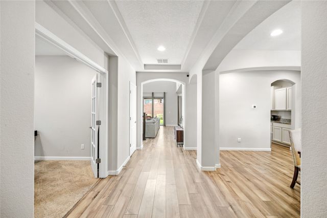 15 Wirecrest Lane, Santa Fe, NM 87508