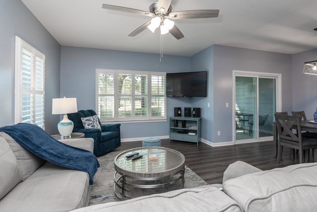 820 Castleford Cir Apt 6A, Myrtle Beach, SC 29572