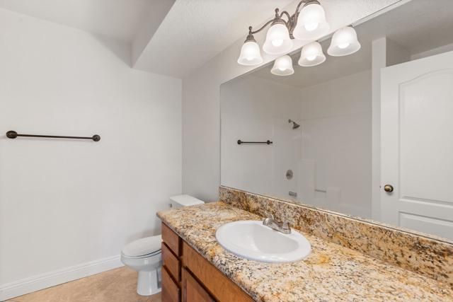 1075 N Escondido 104, Escondido, CA 92026