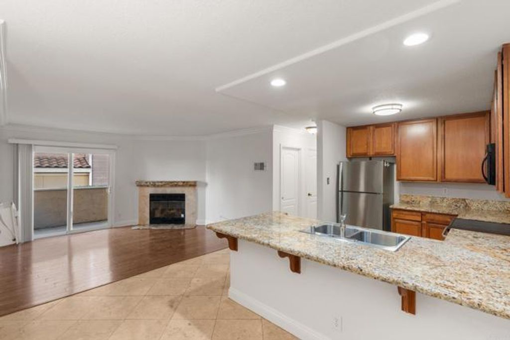 1075 N Escondido 104, Escondido, CA 92026