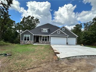 8 Killin Lane, Bella Vista, AR 72715