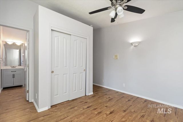 1681 E Laurelwood, Eagle, ID 83616