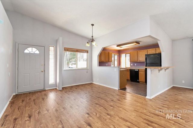 1681 E Laurelwood, Eagle, ID 83616