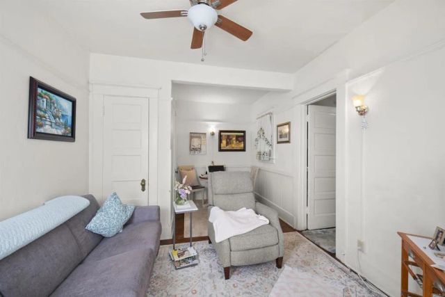 1042-1050 Adella Avenue, Coronado, CA 92118