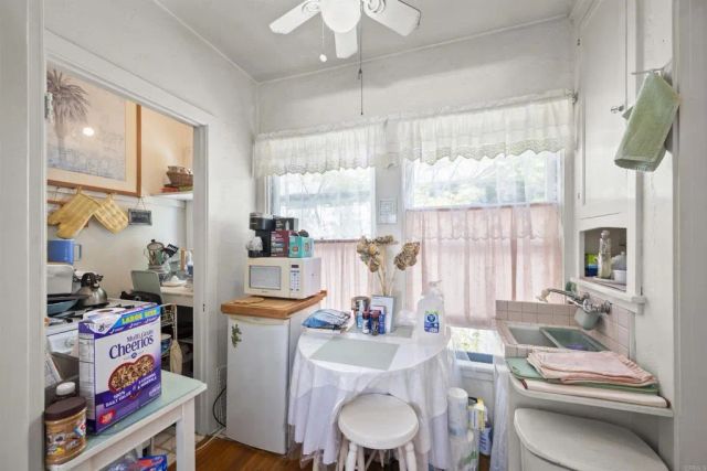 1042-1050 Adella Avenue, Coronado, CA 92118