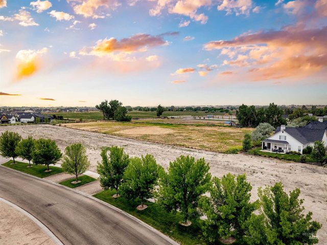 6364 Kenai Ln, Star, ID 83669