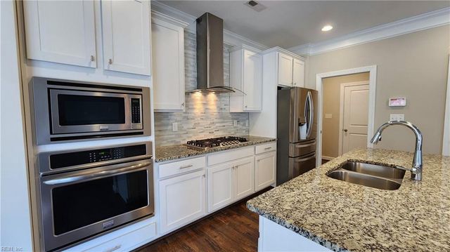 3633 Kathys WAY, Chesapeake, VA 23323