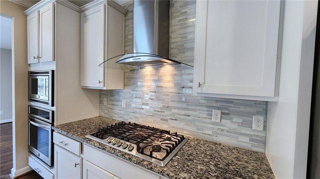 3633 Kathys WAY, Chesapeake, VA 23323