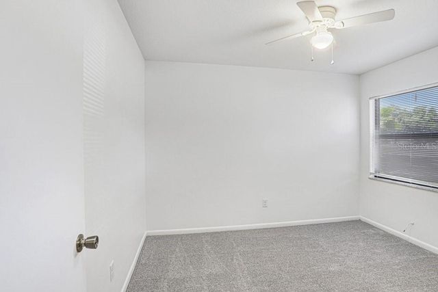 2404 BUCKHORN MANOR DRIVE, Valrico, FL 33594