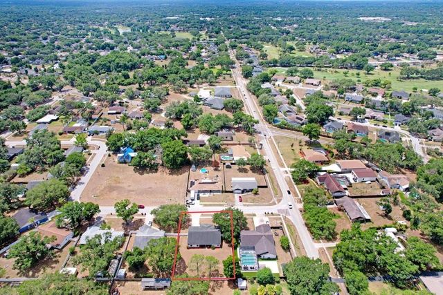 2404 BUCKHORN MANOR DRIVE, Valrico, FL 33594