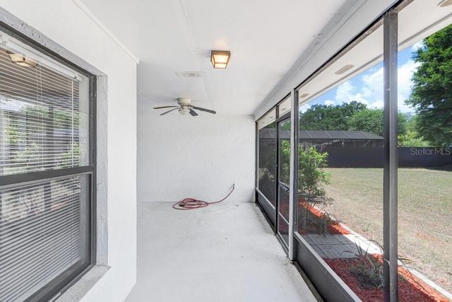 2404 BUCKHORN MANOR DRIVE, Valrico, FL 33594