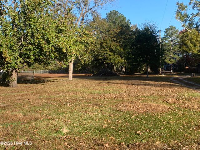 185 Saints Delight Church Road, New Bern, NC 28560