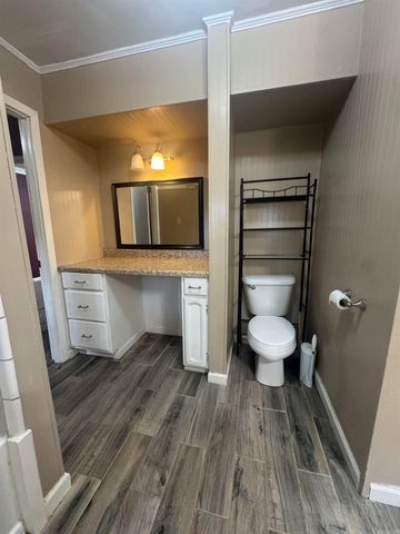 9301 Zuber, Alexander, AR 72002
