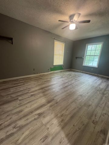 9301 Zuber, Alexander, AR 72002