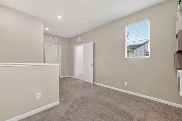 3225 Sunny Gate Ln, Folsom, CA 95630