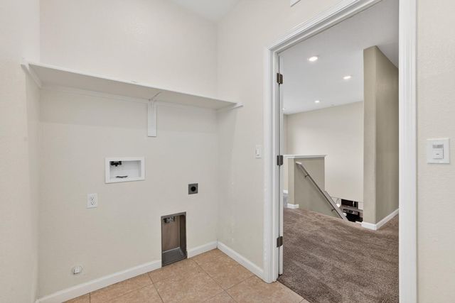 3225 Sunny Gate Ln, Folsom, CA 95630