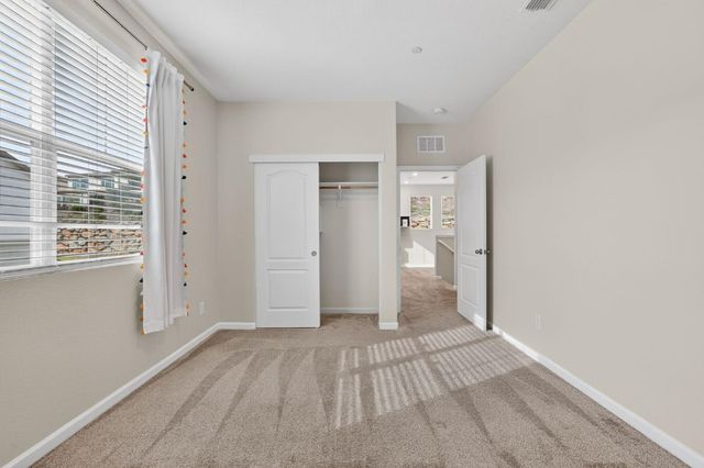 3225 Sunny Gate Ln, Folsom, CA 95630