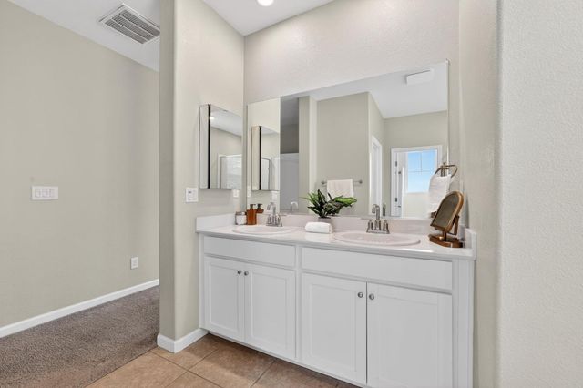 3225 Sunny Gate Ln, Folsom, CA 95630