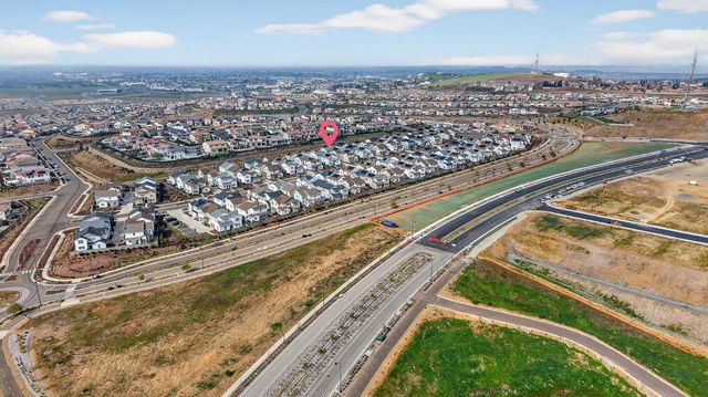 3225 Sunny Gate Ln, Folsom, CA 95630