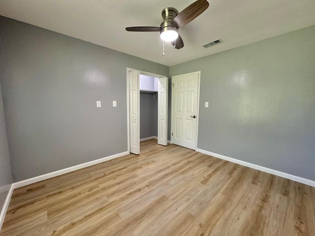 802 E Terrell Avenue, Crockett, TX 75835