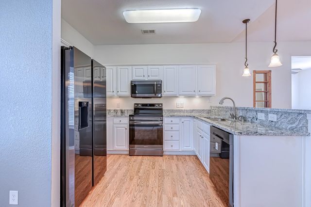 379 Wampee St. NW, Calabash, NC 28467