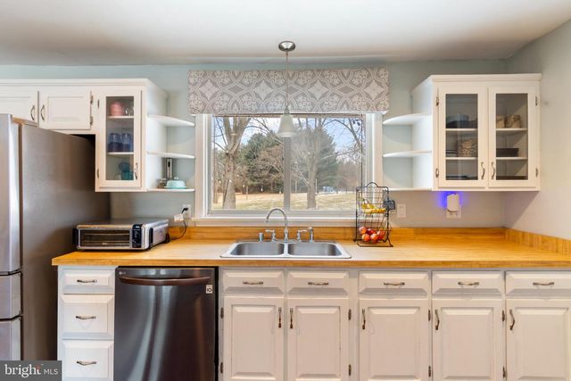 620 S FRIZZELLBURG RD, Westminster, MD 21158